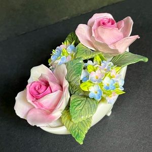 VTG Crown Staffordshire Rose Hydrangea Fine Bone China Figurine Footed England